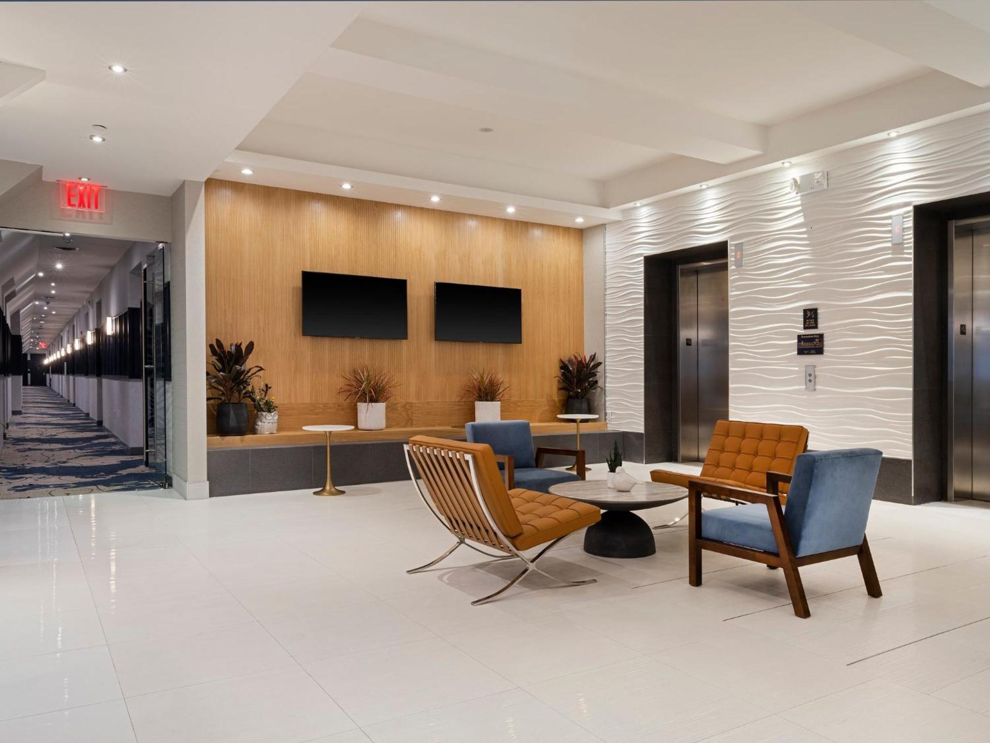 Voco Fiorello - Laguardia East By Ihg New York Exterior photo