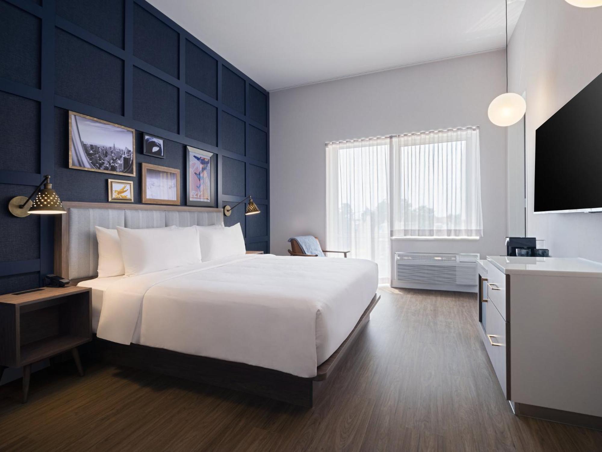 Voco Fiorello - Laguardia East By Ihg New York Exterior photo