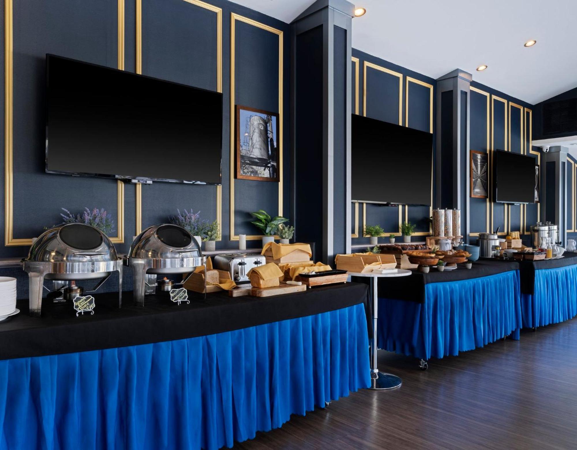 Voco Fiorello - Laguardia East By Ihg New York Exterior photo